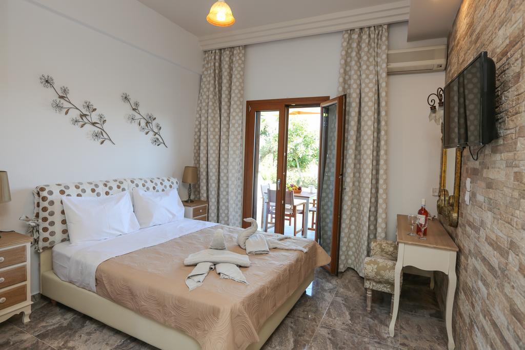 Skiathos Argento Kolios