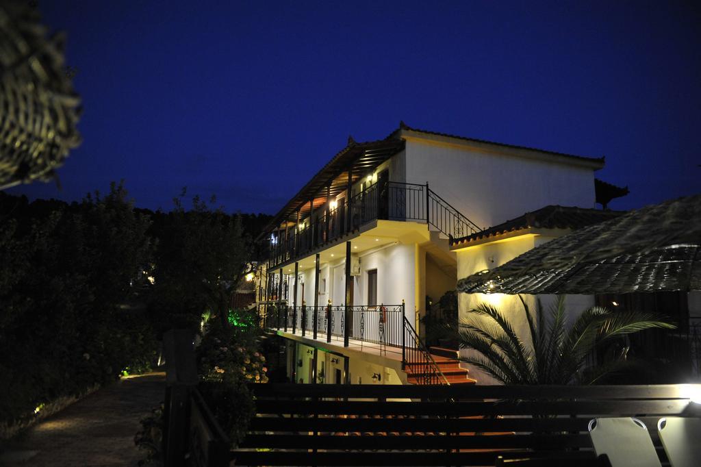 Skiathos Argento Aparthotel